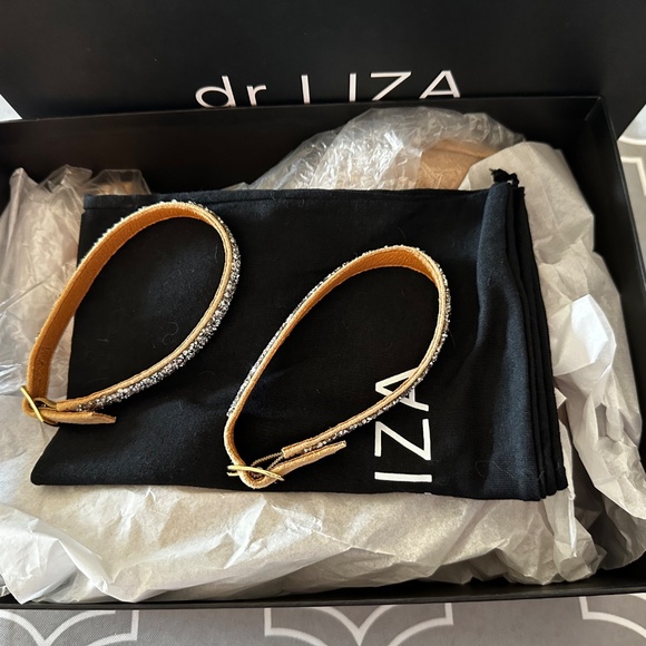 dr LIZA sneaker pump with detachable sparkle strap - GOLDEN SAND SUEDE - Sz 8.5W - Picture 13 of 13